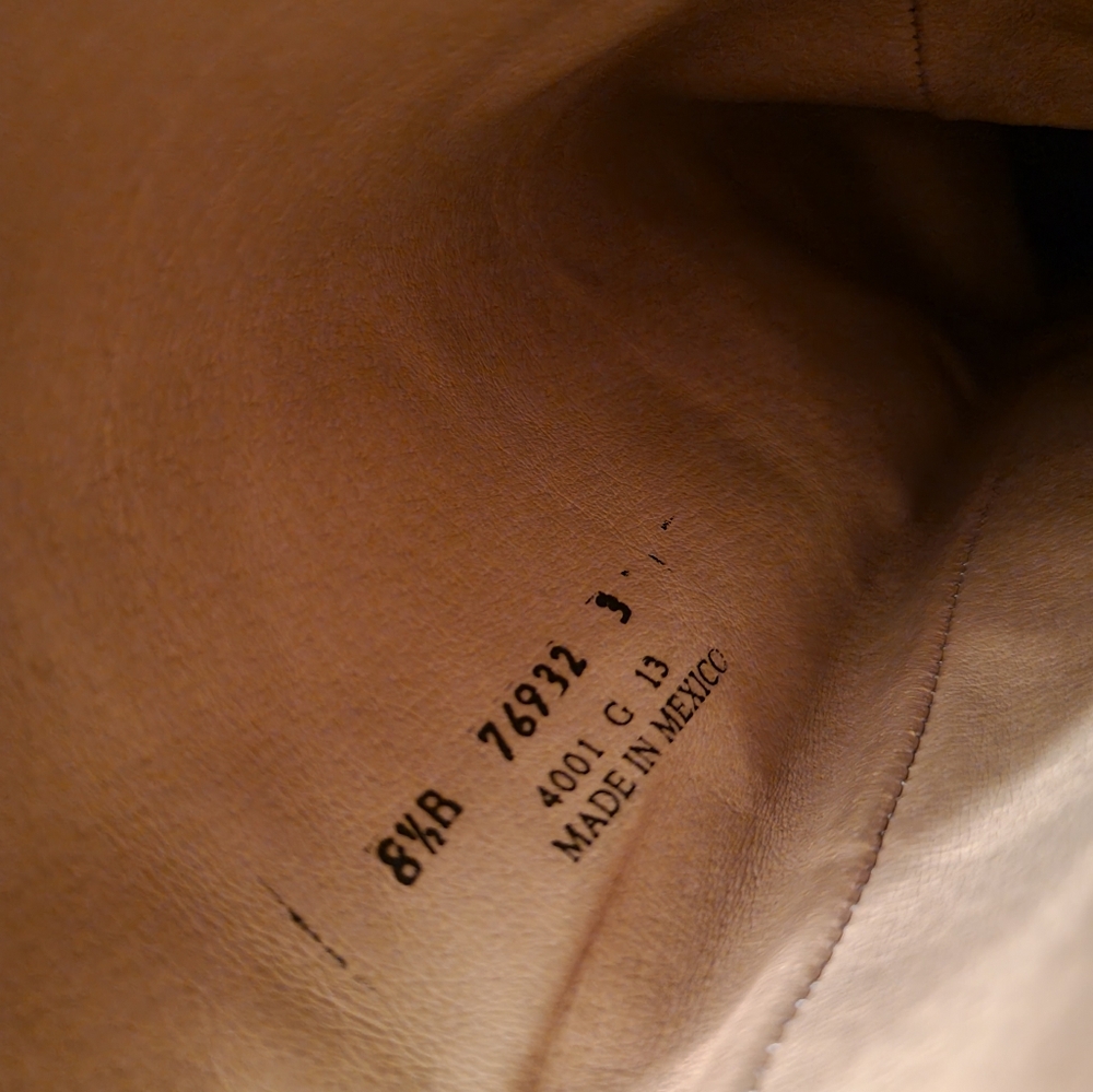 Black Boots - Picture 3 of 4